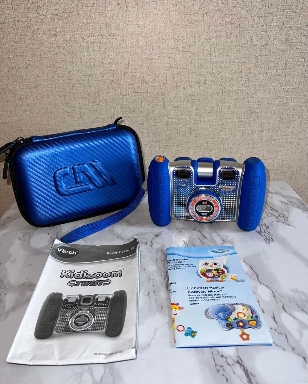 VTech Kidizoom Twist Digital Camera with Carrying Case